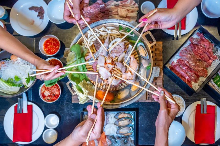 แจกพิกัด 9 ร้านหมูกระทะกรุงเทพ ห้ามพลาด ไม่ลองถือว่ามาไม่ถึง ร้านหมูกระทะใกล้ฉันกินทุกวันไม่มีเบื่อ