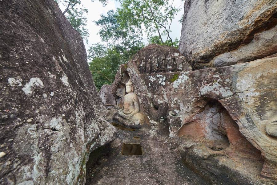 ในโลกของการท่องเที่ยวเชิงวัฒนธรรม “ภูพระบาท” เป็นหนึ่งในสถานที่เที่ยวอุดรธานีที่ไม่ควรพลาด โดยเฉพาะเมื่อได้รับการยกย่องให้เป็น มรดกวัฒนธรรมแห่งใหม่ระดับโลกของประเทศไทยจากองค์การยูเนสโก (UNESCO)