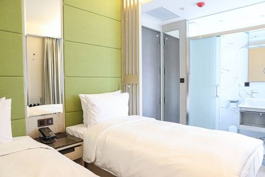 Cozy room at Royal Jade Boutique Hotel, a highly rated hotel in Taipei