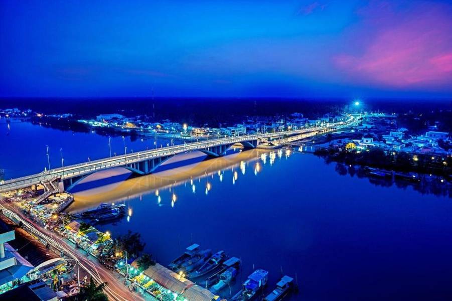 Thành phố Bến Tre về đêm