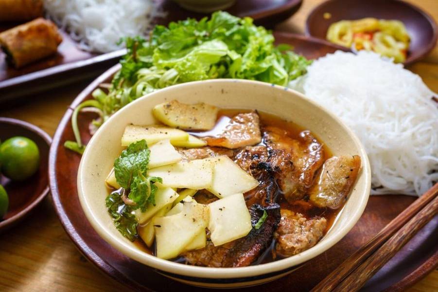 bún chả Xuân Tứ