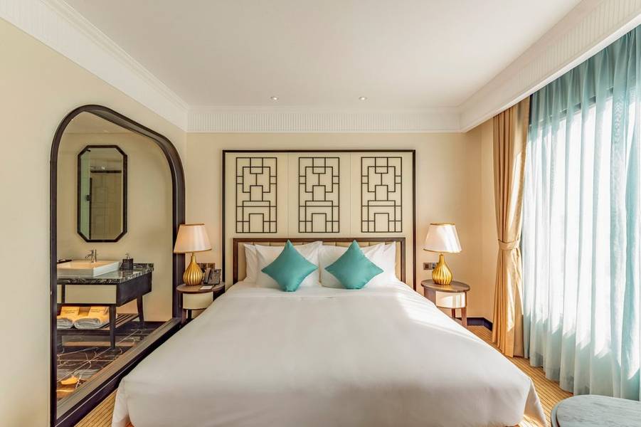 khách sạn Charmant Suites Cần Thơ