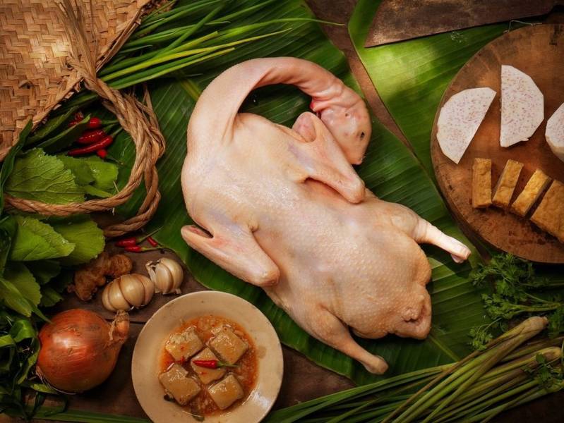 nguyên liệu làm món vịt nấu chao