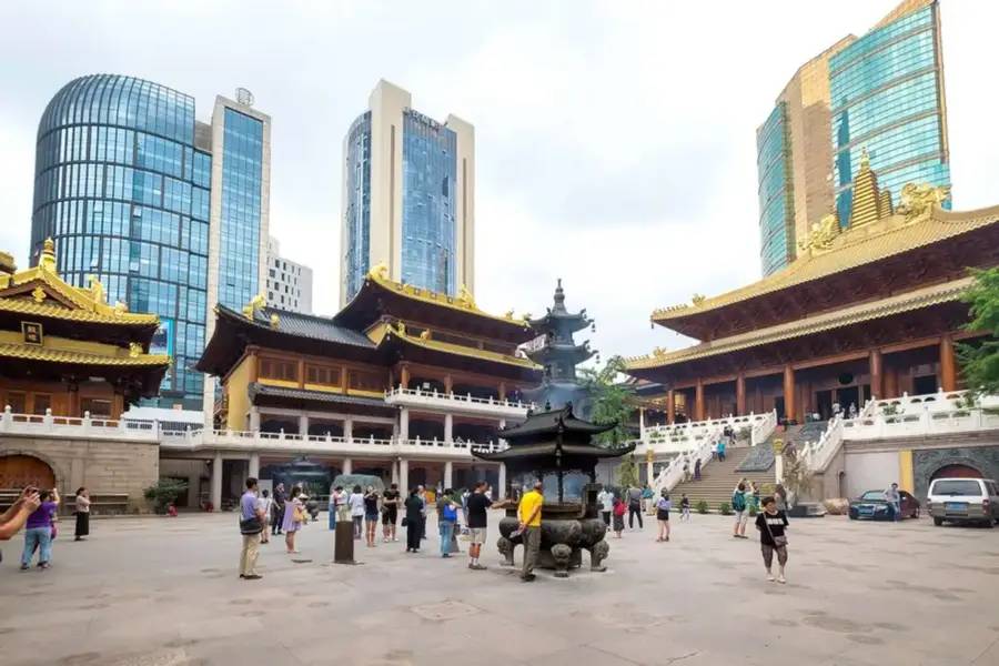 Jing An Temple