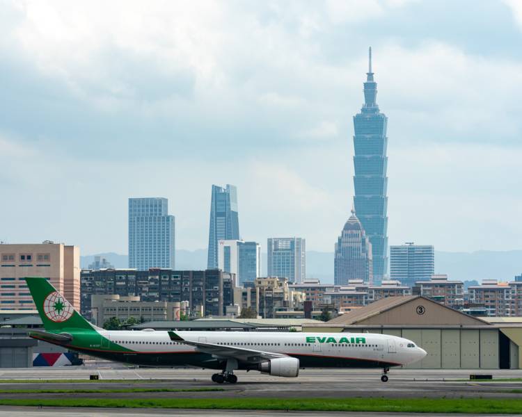 Review hãng bay Eva Air: Đánh giá chất lượng dịch vụ từ A - Z