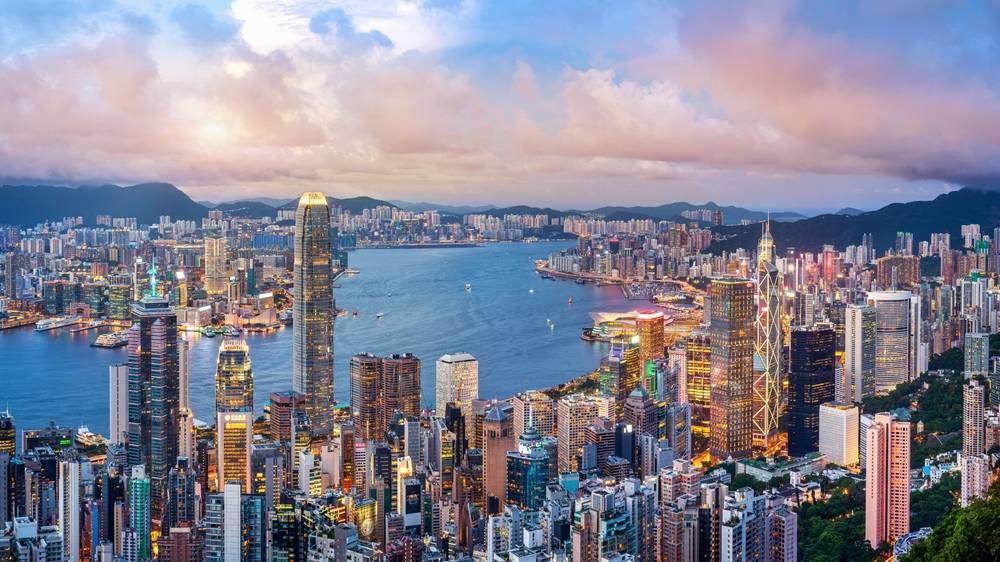 Nhịp sống sôi động của Hong Kong khi hoàng hôn buông xuống | Du lịch Hong Kong tháng 8