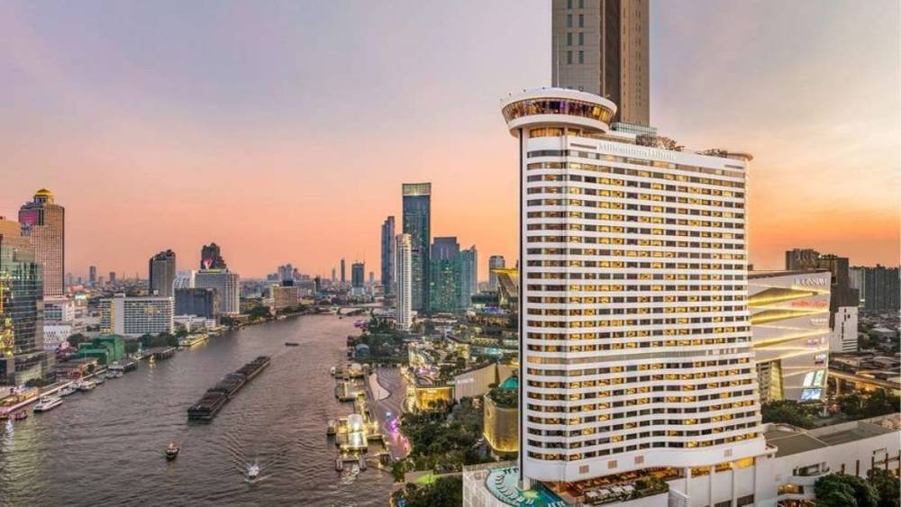Toàn cảnh Millennium Hilton Bangkok nhìn từ bên ngoài | Bản đồ du lịch Bangkok