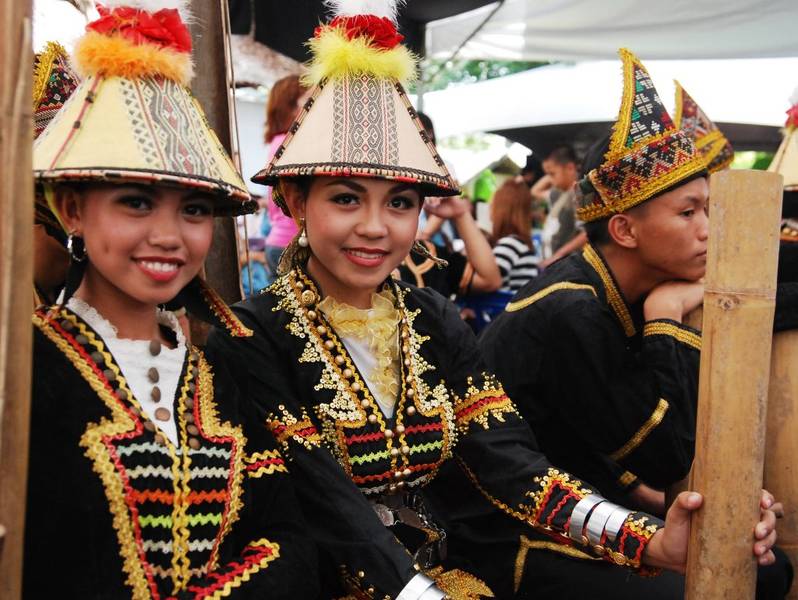 Lễ hội Lun Bawang diễn ra ngày cuối tháng 5 đầu tháng 6 | Du lịch Malaysia tháng 6