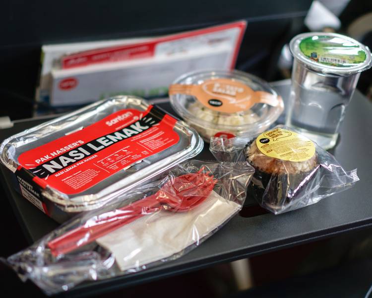 suat an cua hang AirAsia