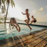 ที่พักเกาะสมุย Escape Beach Resort