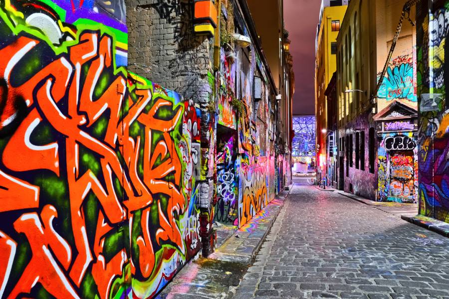 Hosier Lane rực rỡ sắc màu graffiti | Địa điểm du lịch Melbourne