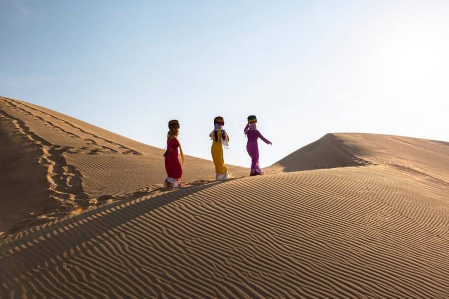 Đồi cát Nam Cương là địa điểm du lịch Phan Rang mang vẻ đẹp nguyên sơ của vùng cát bay ven biển