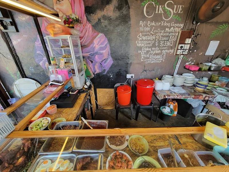 Nasi Lemak Ciksue mang phong cách bình dân, gần gũi