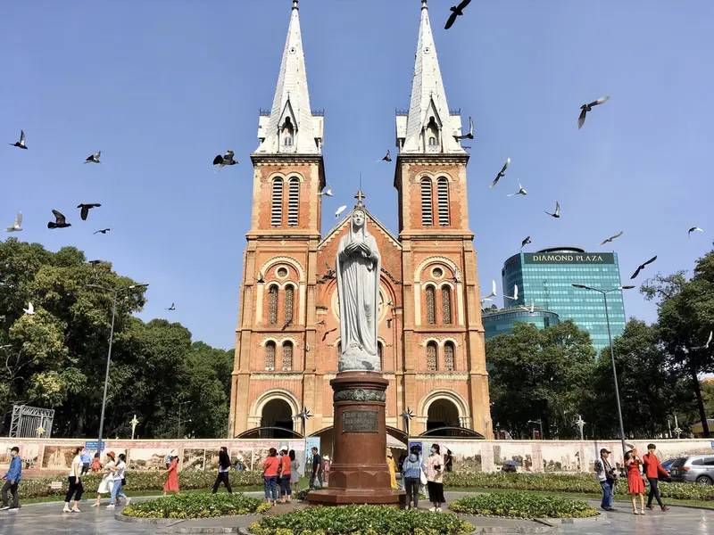 Nhà Thờ Đức Bà