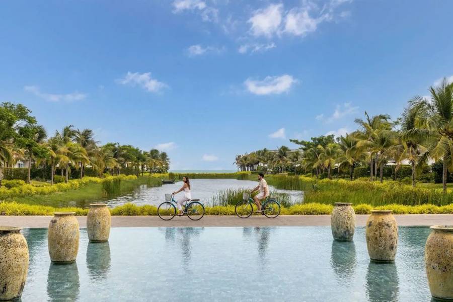 Melia Ho Tram Beach Resort biển
