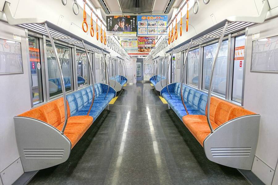 Tàu điện ngầm là phương tiện di chuyển rất phổ biến để đến Tokyo Dome