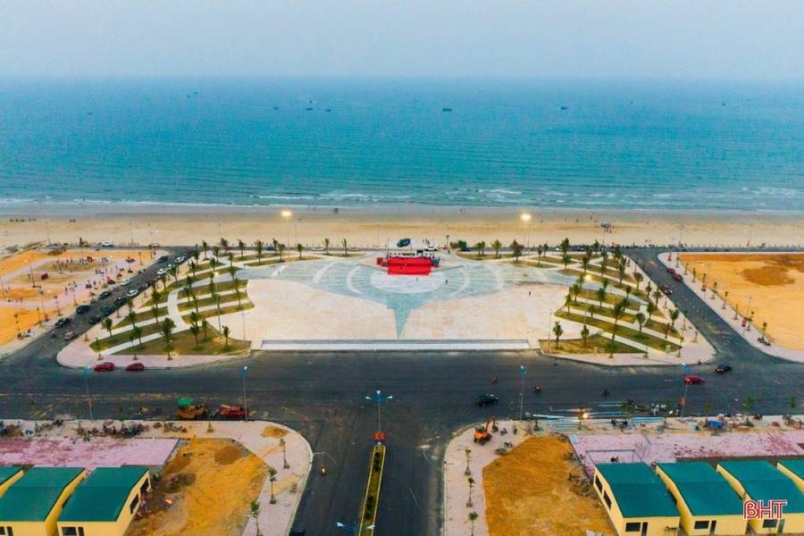Kỳ Ninh là biển Hà Tĩnh có sự kết hợp hoàn hảo giữa vẻ đẹp hiện đại và biển cả bao la