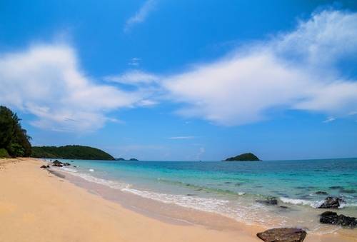 หาดนางรำ มีอะไรที่น่าสนใจบ้าง