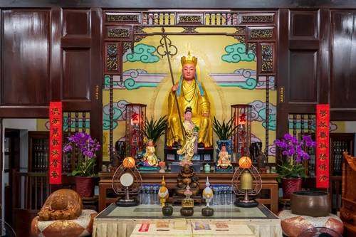 เรื่องปัญญาและพลังจิตใจ: วัดพระถังซัมจั๋ง
