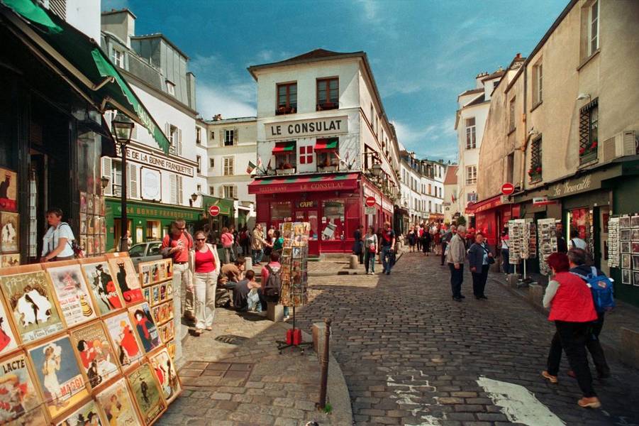 Không gian ấm cúng Le Consulat | Đồi Montmartre