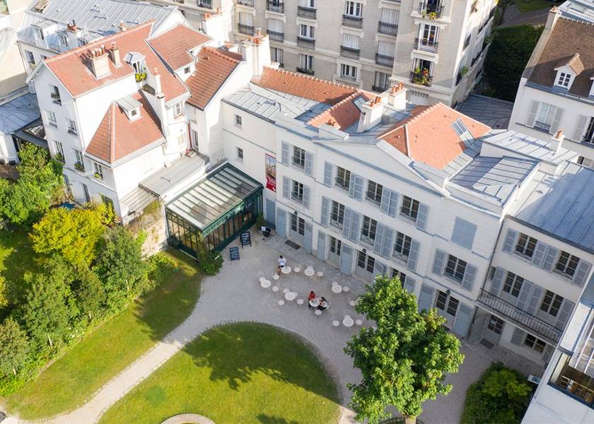Bạn sẽ được tận mắt chiêm ngưỡng rất nhiều tuyệt tác khi ghé thăm bảo tàng Montmartre 