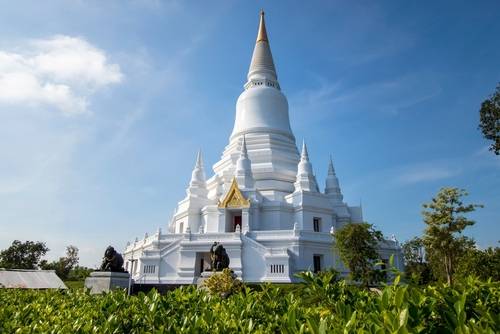 ที่เที่ยวสิงห์บุรี วัดอัมพวัน