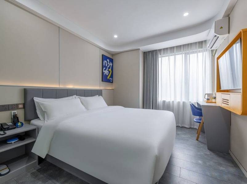 7 Days Premium Hotel (Zhuhai Qinglü Road Grand Theater)