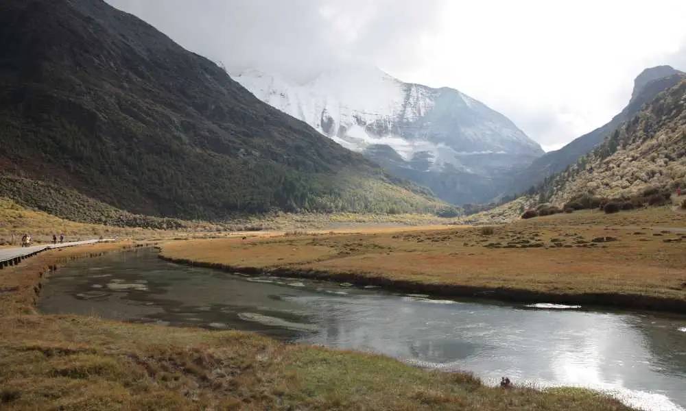 หุบเขาย่าติง (Yading Nature Reserve)