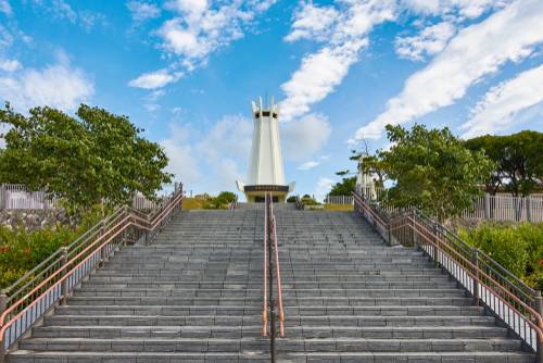 สวนสันติภาพโอกินาว่า (Okinawa Peace Memorial Park)