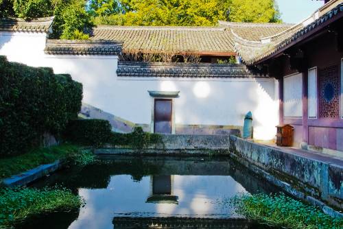 Baoguo Temple (保国寺)
