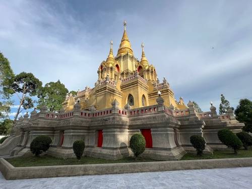 วัดพุทธาธิวาส
