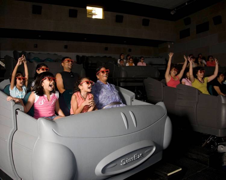 Sentosa 4D AdventureLand là nơi bạn được hòa mình vào phim 4D sống động, tàu lượn siêu thực và các trò chơi hành động tương tác hấp dẫn.