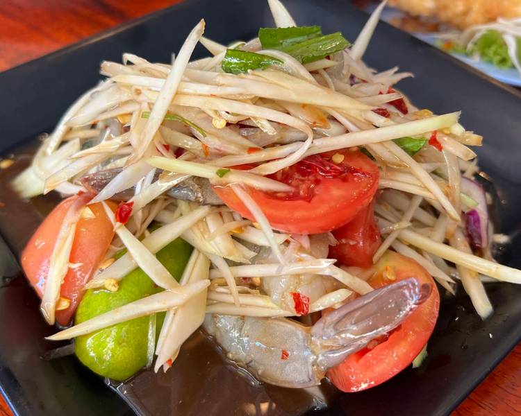 Som Tam là món gỏi đu đủ trứ danh mà du khách nên thử tại Koh Kood.