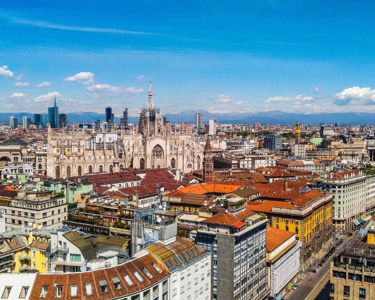 Milan là thành phố có diện tích dân số lớn thứ 2 của nước Ý.