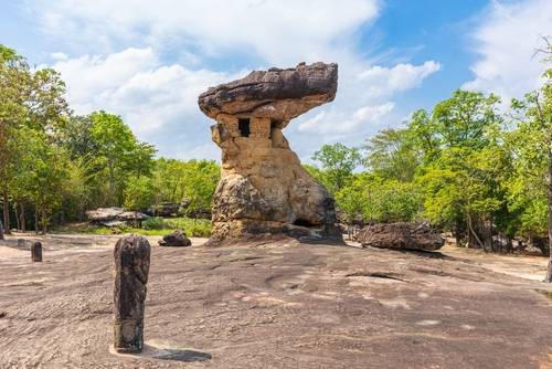 อุทยานประวัติศาสตร์ภูพระบาท - ที่เที่ยวอุดรธานี