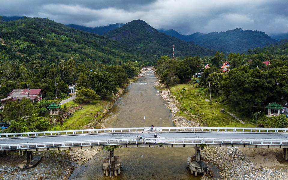 Kiriwong Village