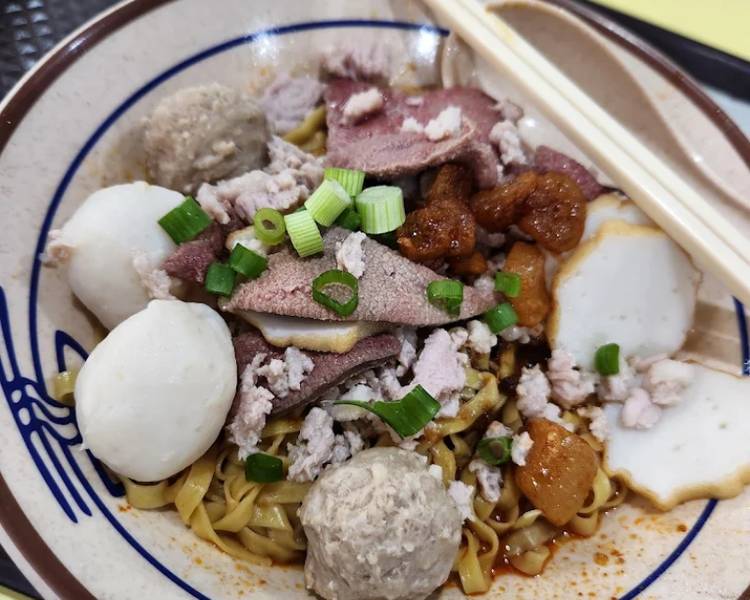 Mì thịt bằm Bak Chor Mee là món mì đặc sản Singapore rất nổi tiếng.