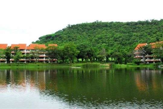 พาโนรามา กอล์ฟ แอนด์ คันทรี่ คลับ (Panorama Golf & Country Club)