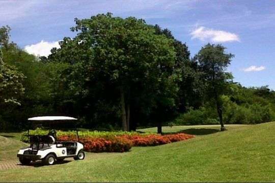 พาโนรามา กอล์ฟ แอนด์ คันทรี่ คลับ (Panorama Golf & Country Club)