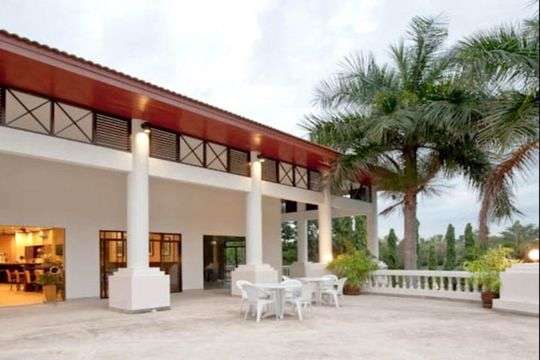 พาโนรามา กอล์ฟ แอนด์ คันทรี่ คลับ (Panorama Golf & Country Club)