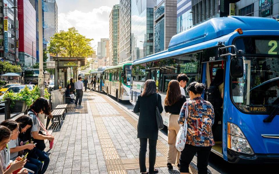 Hệ thống xe bus phủ rộng tại khu vực Hannam, Seoul.