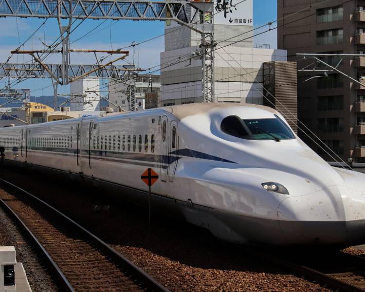 Shinkansen Nozomi không áp dụng cho thẻ JR East Pass.