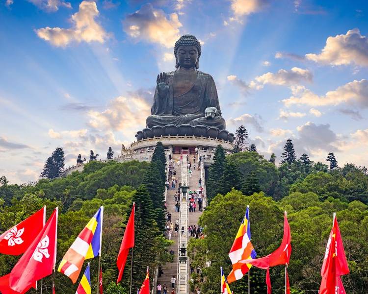 Tian Tan Buddha là một biểu tượng đặc trưng của Đại Nhĩ Sơn.