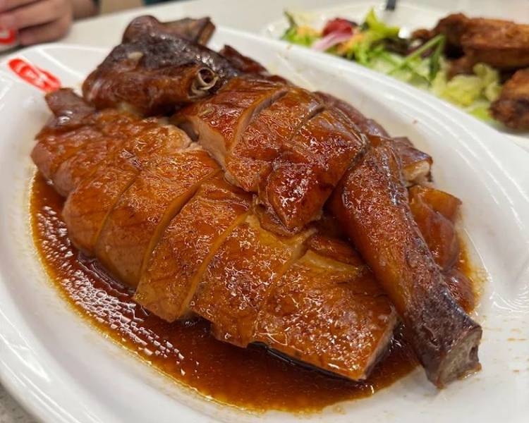 Thịt ngỗng quay mang đậm nét văn hóa ẩm thực của Hong Kong.