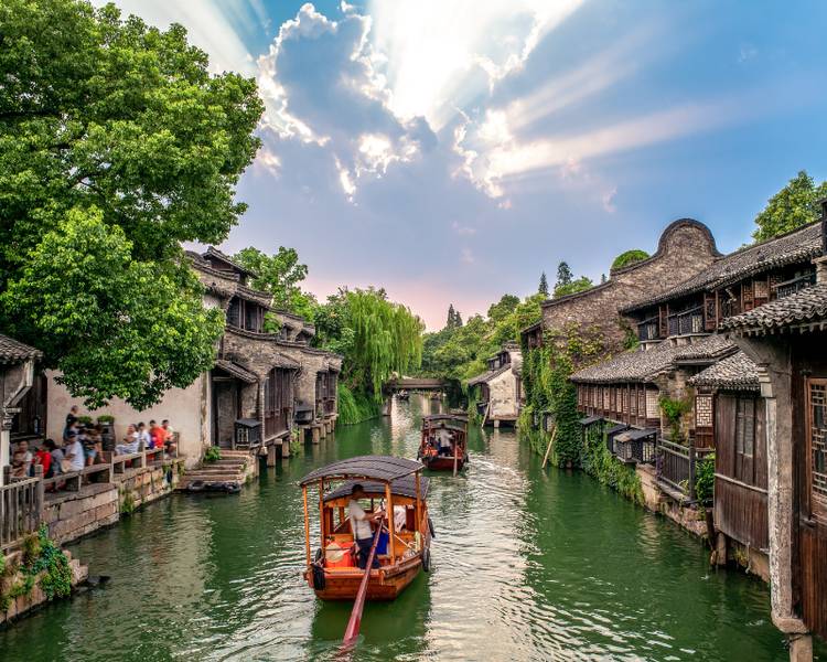 Thời điểm lý tưởng để đến tham quan Ô Trấn Trung Quốc là mùa xuân và mùa thu.
