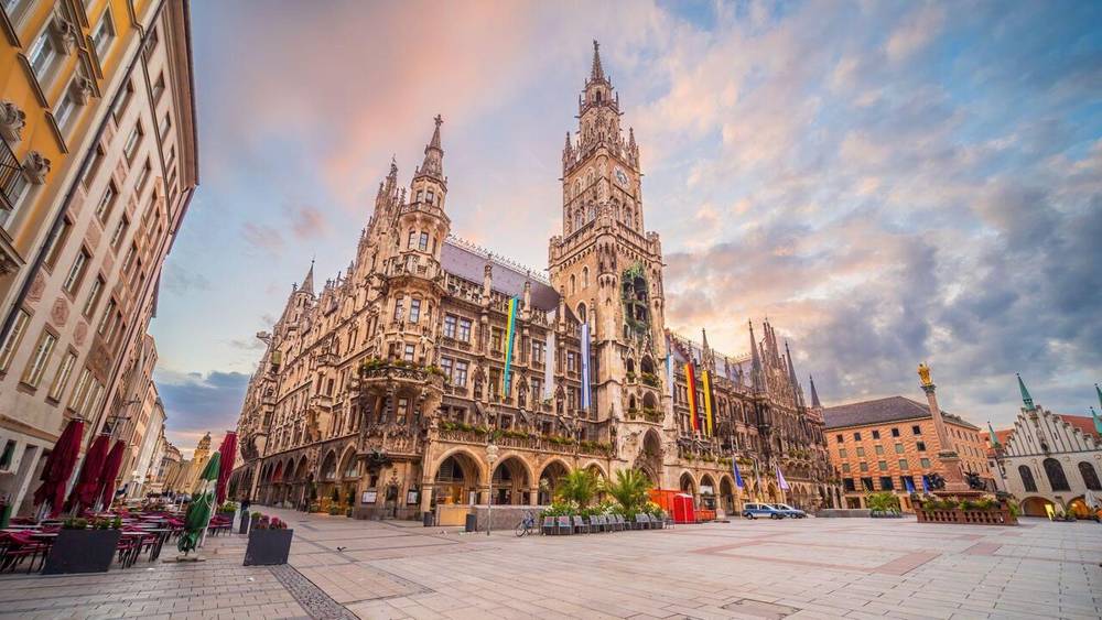 Sự cổ kính và thơ mộng chính là linh hồn của những con phố cổ tại Munich, Đức. 