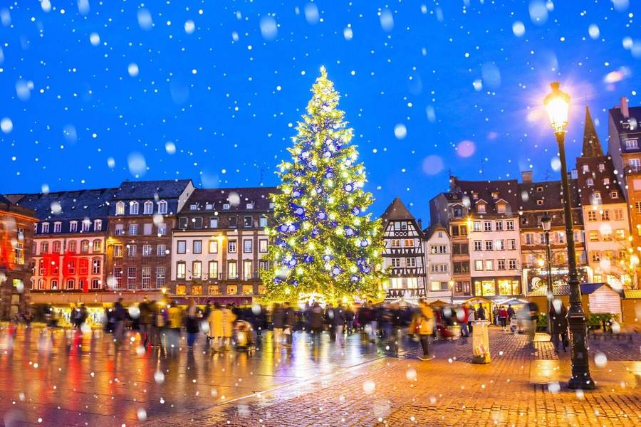 Khu chợ Giáng sinh lộng lẫy tại quảng trường Kleber, Strasbourg