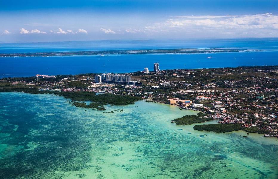 Đảo Cebu đẹp rực rỡ từ góc nhìn trên cao. 