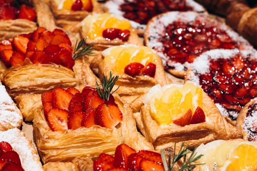 Các loại bánh ngọt Đan Mạch được rất nhiều du khách yêu thích, đặt biệt là Wienerbrød 

