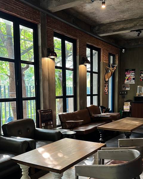 GOOD OLD DAYS CAFE & BISTRO